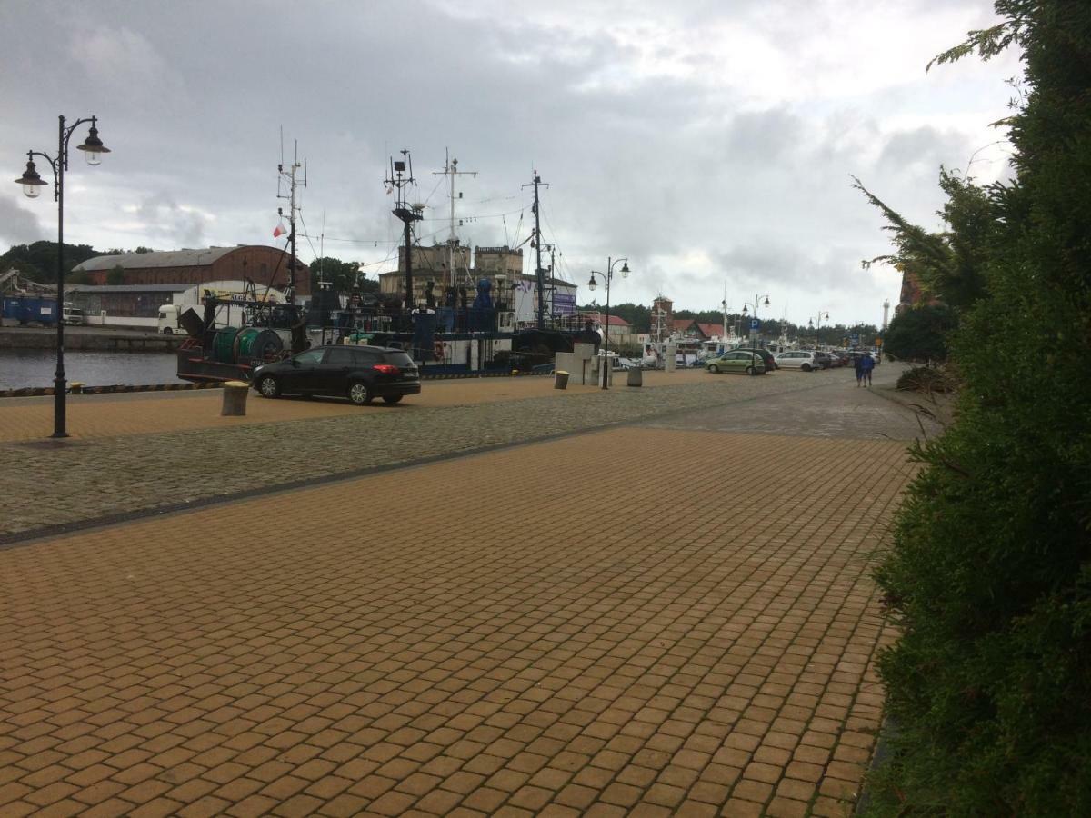 Apartament Na Bulwarze - Parter Z Prywatnym Wejsciem Apartment Ustka Luaran gambar